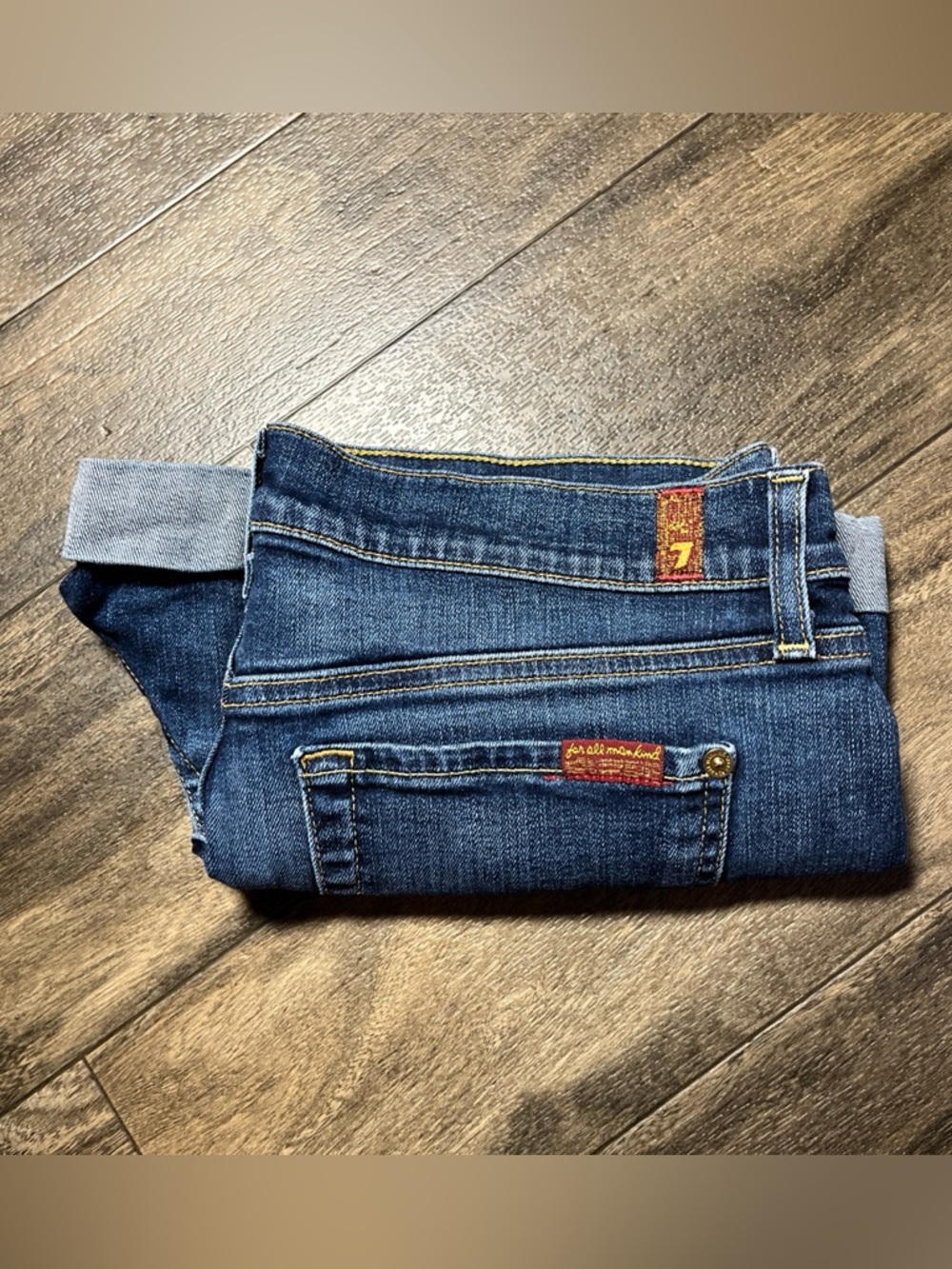 7 For All Mankind Womens Cuffed Denim Shorts Size 27 Dark Wash AU503644A EUC - Picture 8 of 8